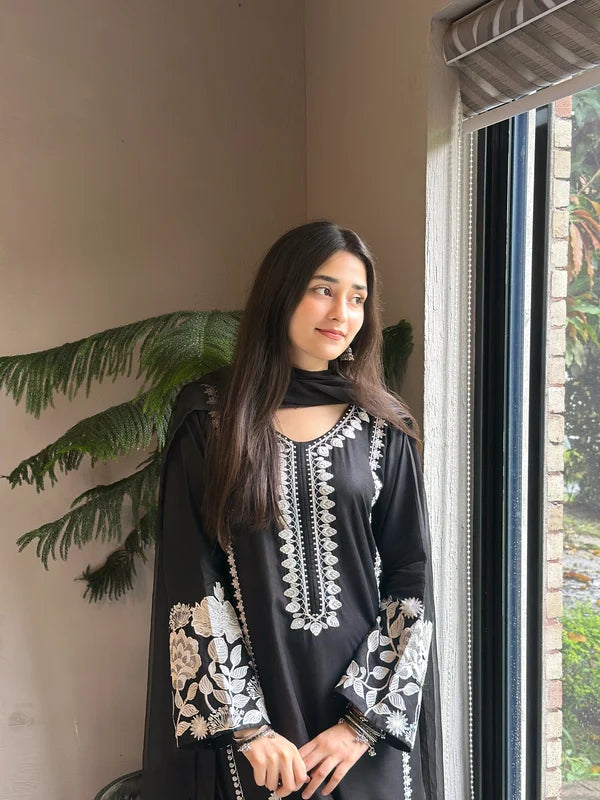 Noir 3 Piece