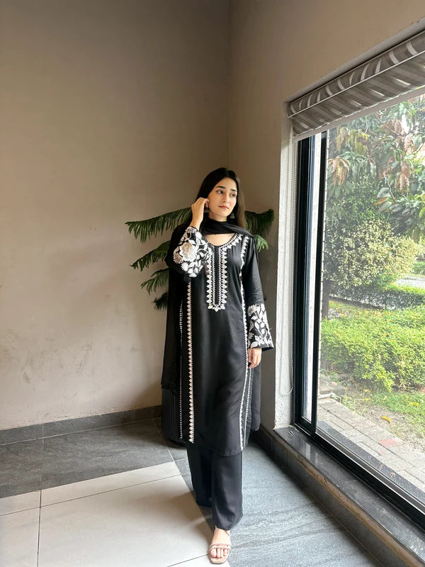 Noir 3 Piece